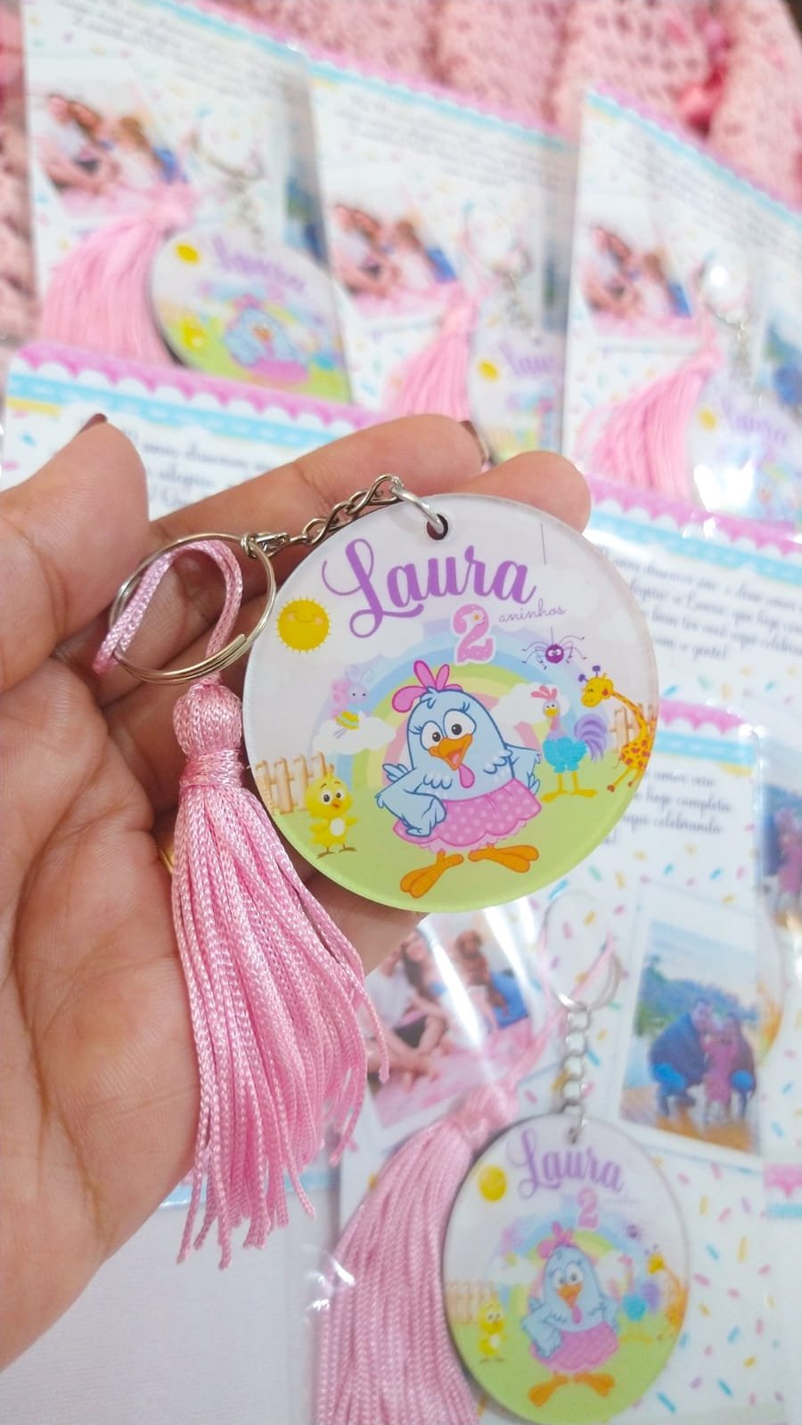 20 Lembrancinha Galinha Pintadinha: Chaveiro Personalizado Luxo